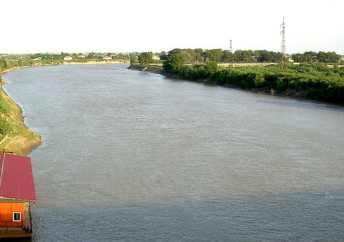 ADSEA: Уровень воды в реке Кура поднялся, но угрозы наводнения нет