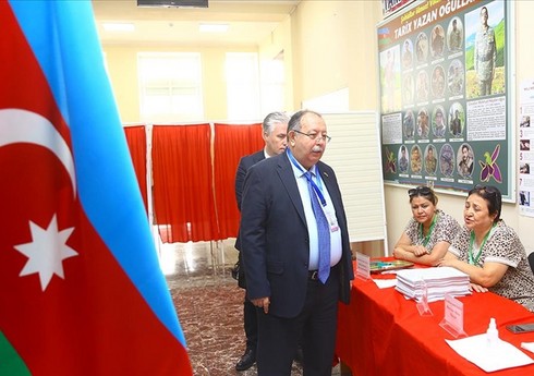 Ахмет Йенер: Парламентские выборы в Азербайджане проходят прозрачно