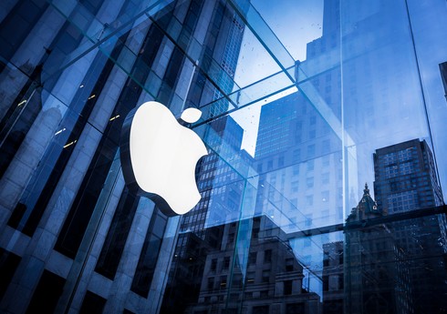 Apple представила iPhone 16 с новым дизайном