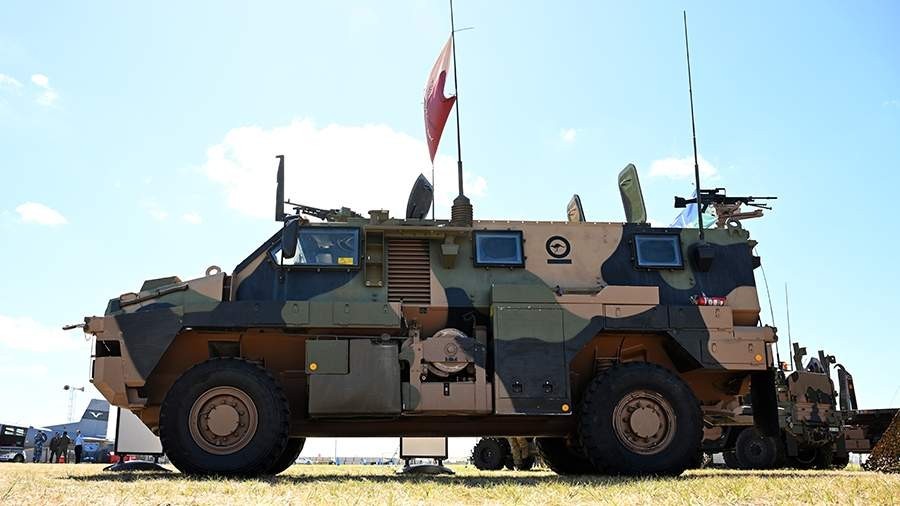 Австралия закупит военную технику на $800 млн
