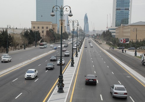 AYNA нанесло новую дорожную разметку на ряде улиц в Баку