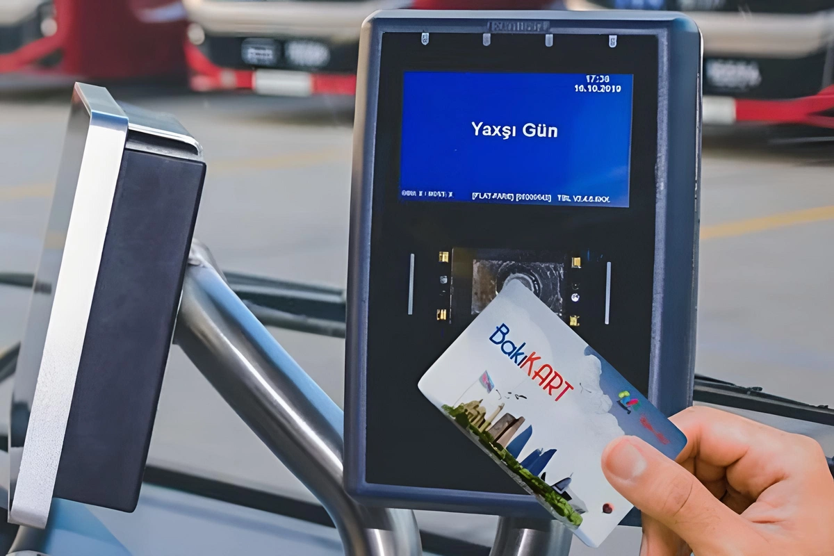 AYNA устранило сбой в системе оплаты проезда QR-кодом