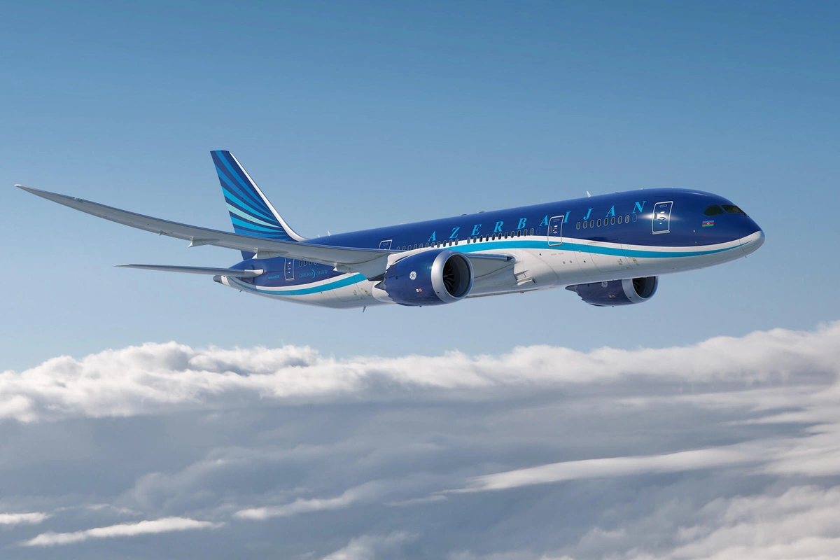 AZAL подготовил специальные предложения для пассажиров ко Дню работников туризма