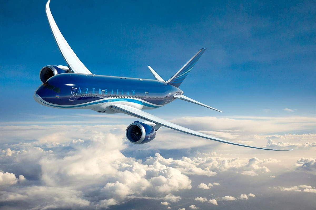 AZAL запустил услугу бортового интернета для пассажиров на самолетах нового поколения