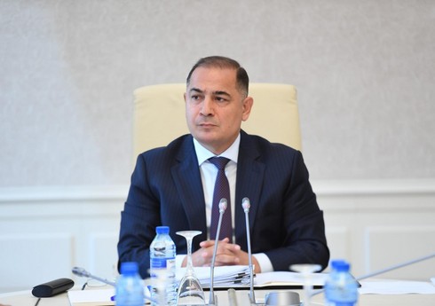 Азер Амирасланов: Валютные резервы Азербайджана в 14 раз превышают внешний долг