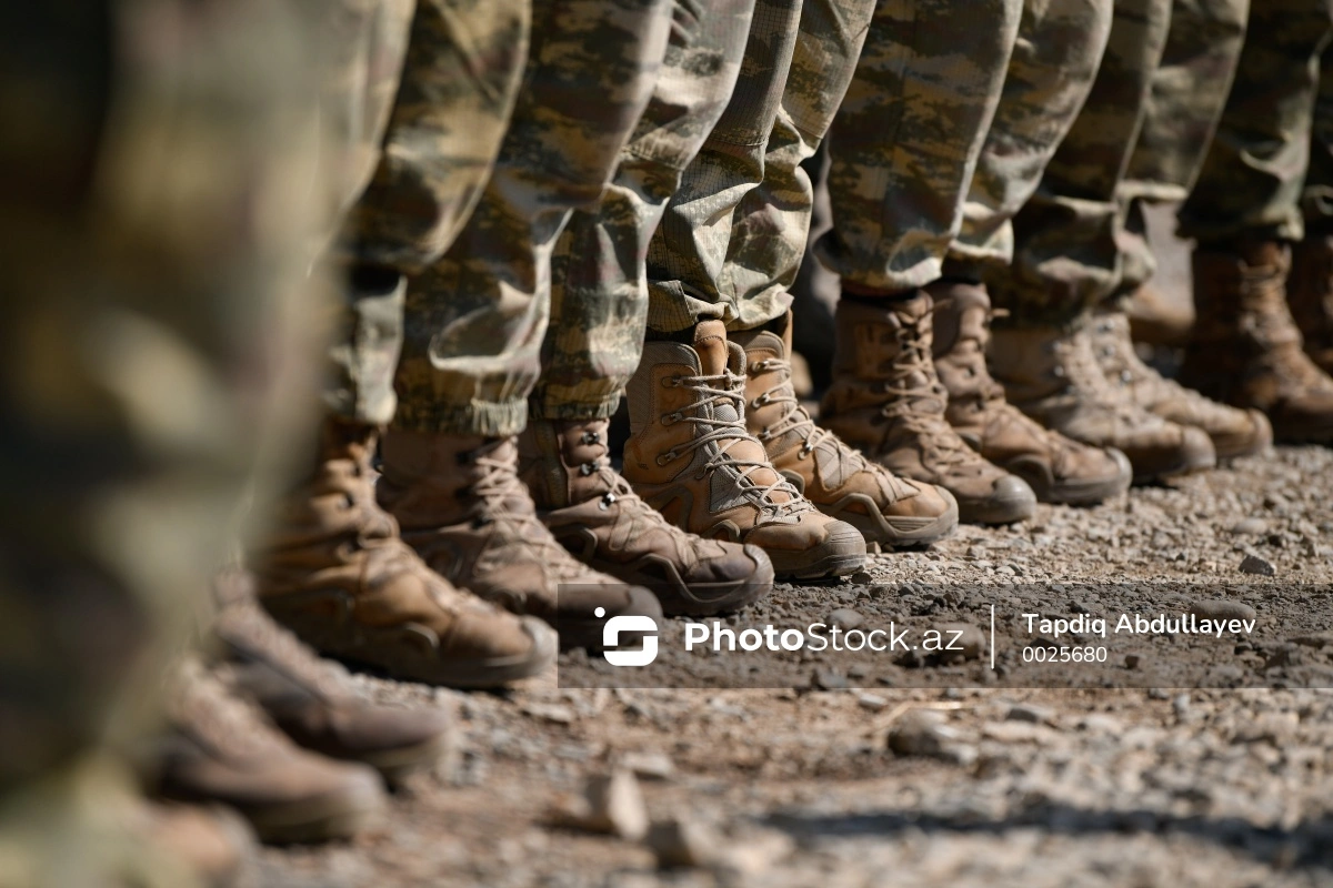 Азербайджан сокращает срок военной службы для офицеров запаса