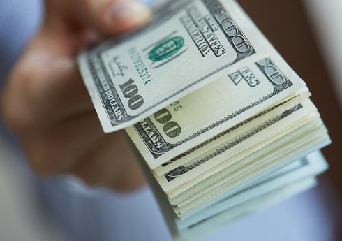 Азербайджан увеличил валютные резервы почти на 13% за год