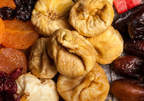 Азербайджан возобновил импорт сухофруктов из Индии