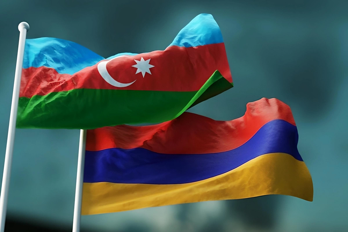 Азербайджанская делегация прибыла в Армению для участия в круглом столе "Мост мира"