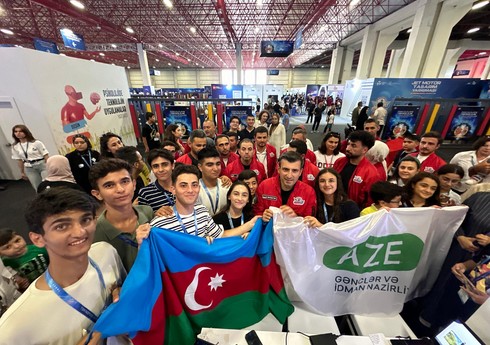 Азербайджанская команда стала победителем соревнования на "Технофесте"