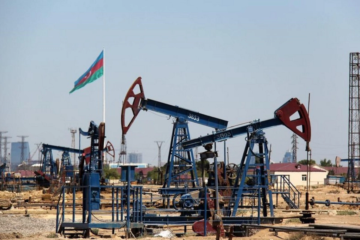 Азербайджанская нефть значительно подешевела
