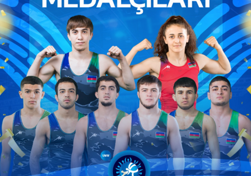Азербайджанские борцы взяли два золота на чемпионате мира