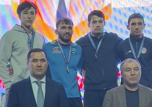 Азербайджанский борец завоевал бронзовую медаль на международном турнире в Казахстане