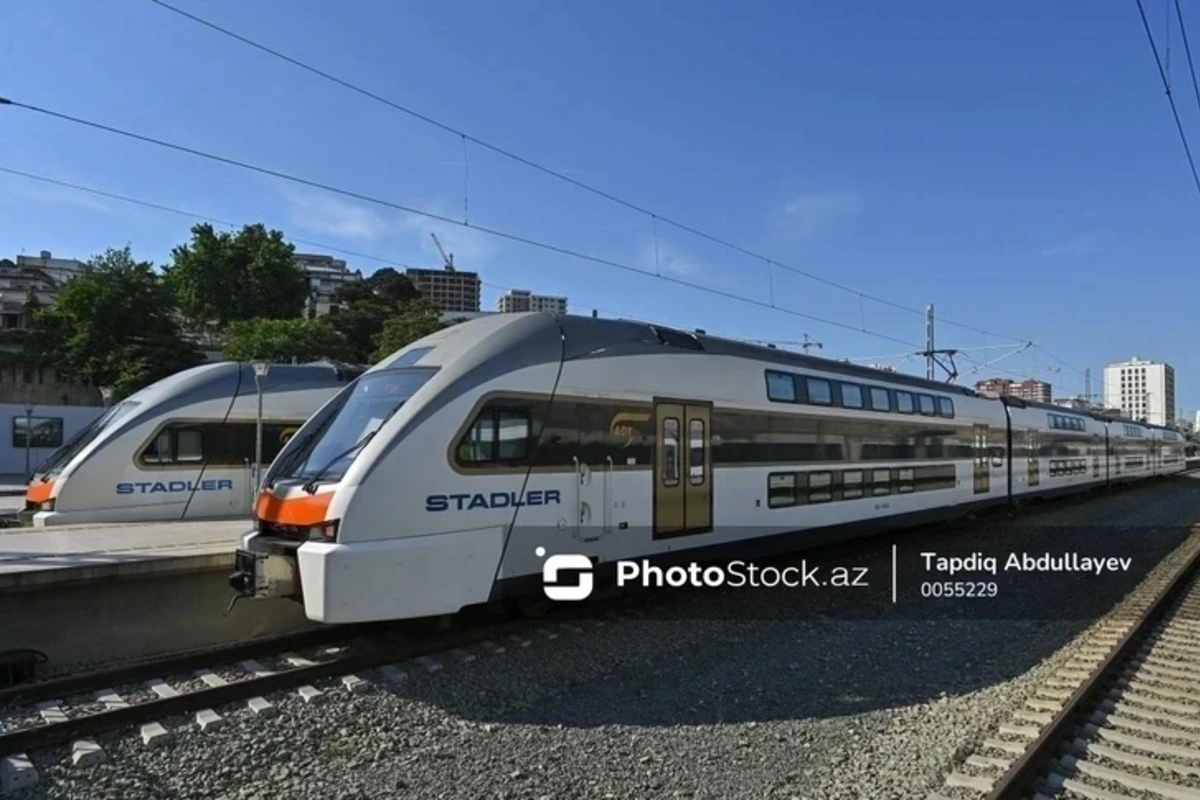 АЖД перейдет на усиленный режим работы в праздничные дни