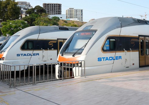 АЖД снизил скоростной режим на ж/д маршрутах в связи с непогодой