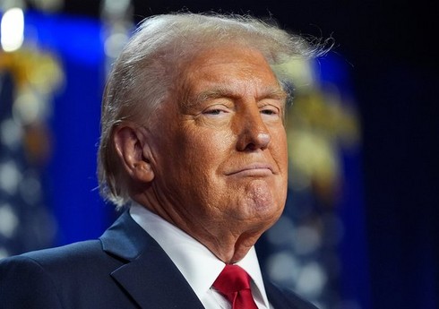 Байден надеется на пересмотр Трампом решения о пошлинах на товары из Канады и Мексики