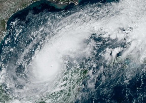 Байден отложил поездку в ФРГ и Анголу из-за урагана "Милтон"