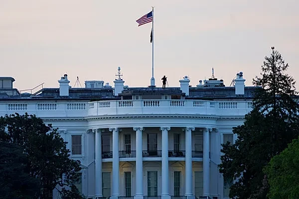 Белый дом: Канада превращается из союзника в конкурента США