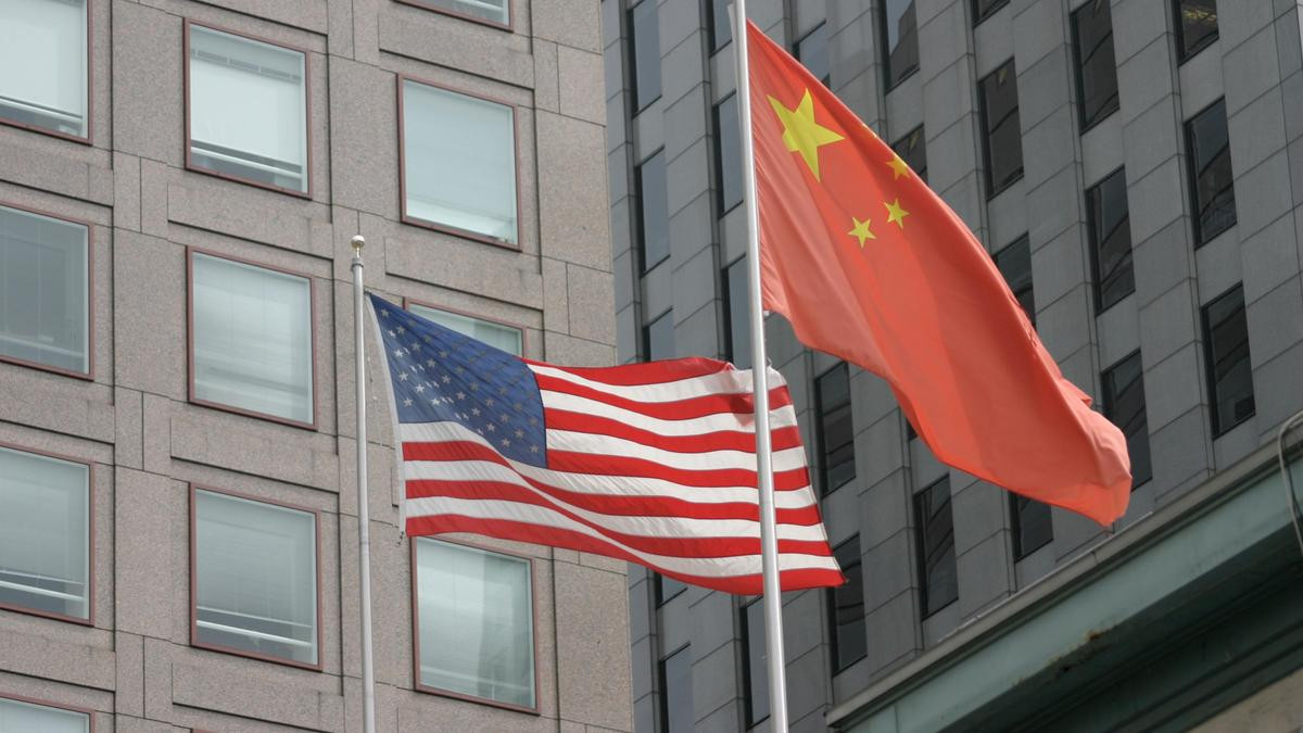 Бессент: пошлины против США будут стоить КНР до 10 млн рабочих мест