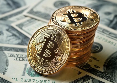 Биткоин подорожал почти на 2%