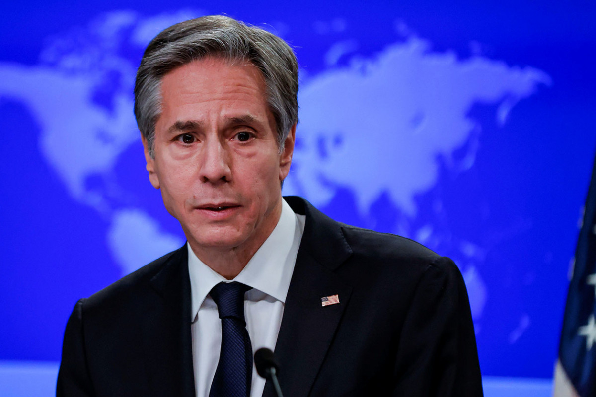 Блинкен заявил, что в новый пакет помощи Киеву войдут кассетные боеприпасы