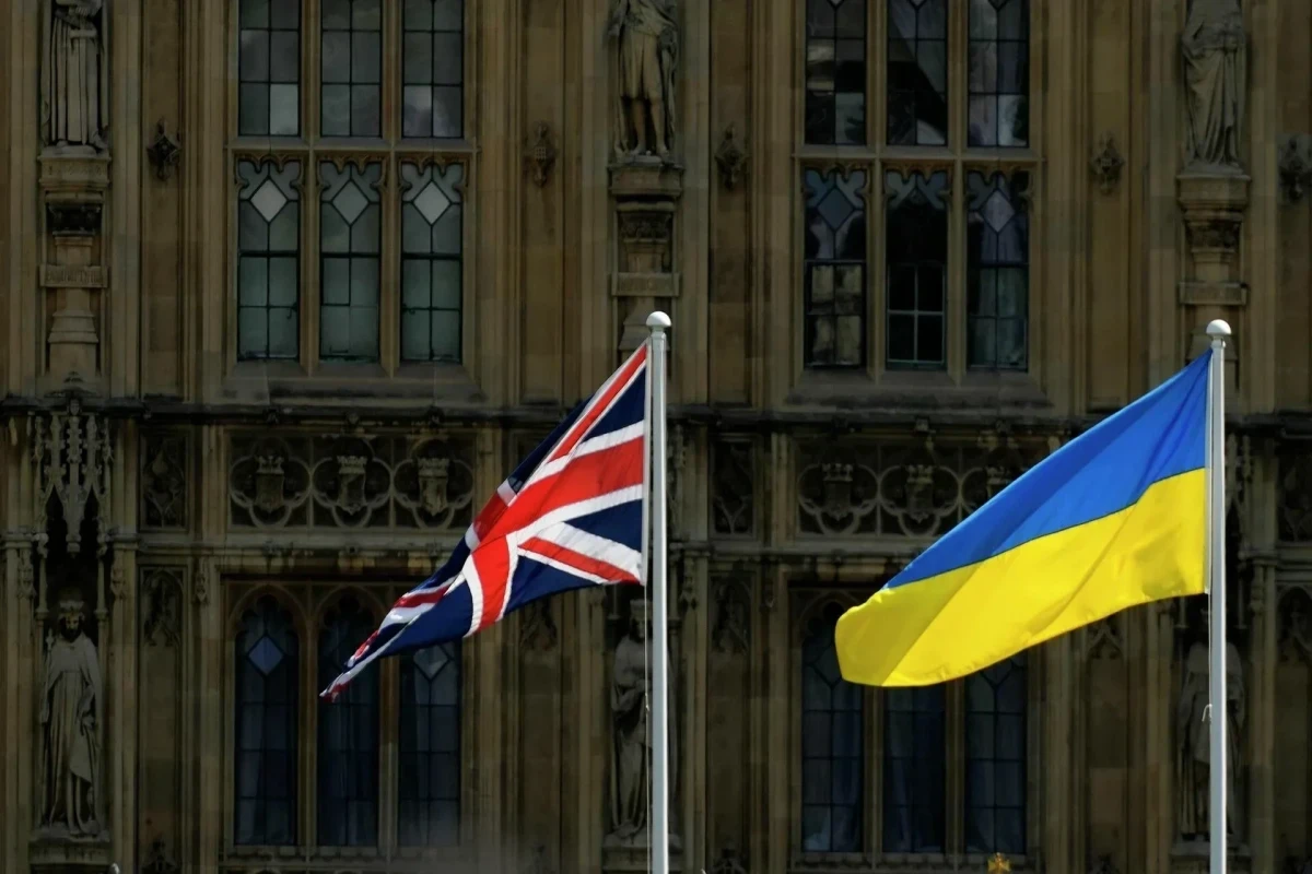 Британия выделила Украине 1 миллиард долларов, полученных от замороженных российских активов