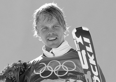Бронзовый призер Олимпиады фристайлист Грёнвольд погиб от удара молнии