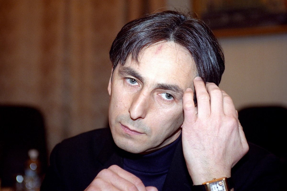 Бывший сенатор Умар Джабраилов покончил с собой в Москве