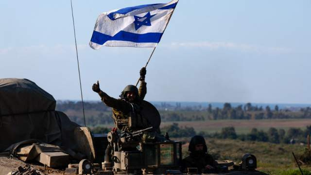 ЦАХАЛ атаковал за сутки 1,6 тыс. целей "Хезболла"