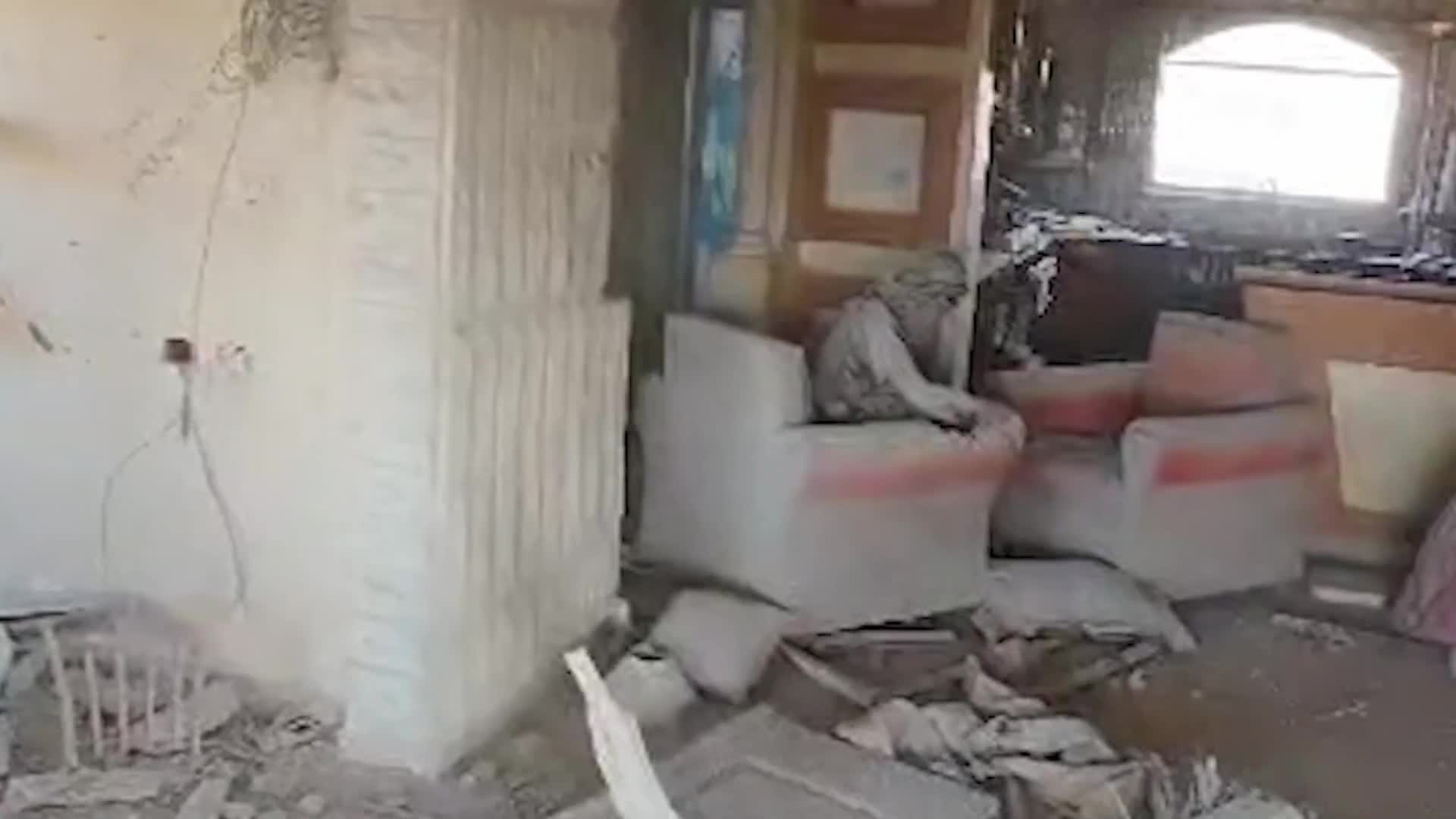 ЦАХАЛ опубликовала кадры последних минут жизни ликвидированного лидера ХАМАС Яхьи Синвара-ВИДЕО