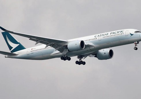 Cathay Pacific отменила 90 рейсов из-за проблем с двигателями Airbus A350