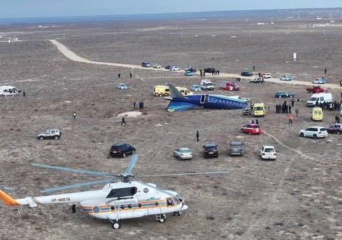 Через 21 секунду после первого внешнего звука на разбившемся самолете AZAL вышли из строя 3 гидросистемы