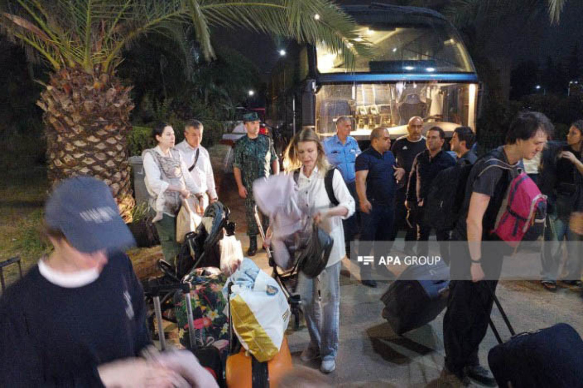 Через КПП "Астара" продолжается прибытие в Азербайджан эвакуированных из Ирана граждан России  -ФОТО-ОБНОВЛЕНО