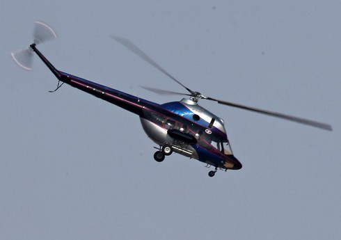 Число погибших на месте крушения вертолета М-2 в Кировской области достигло четырех