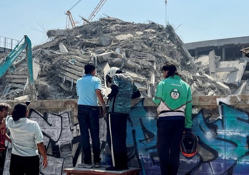 Число погибших при обрушении здания в Бангкоке возросло до десяти человек