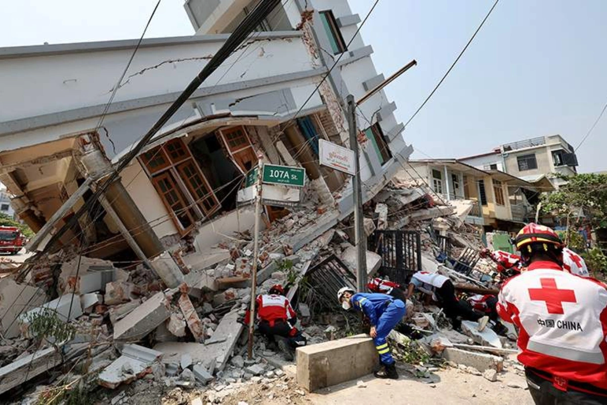 Число погибших при землетрясении в Мьянме увеличилось