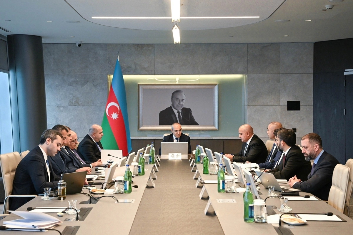 Дано поручение завершить бюджет SOCAR на 2026 год