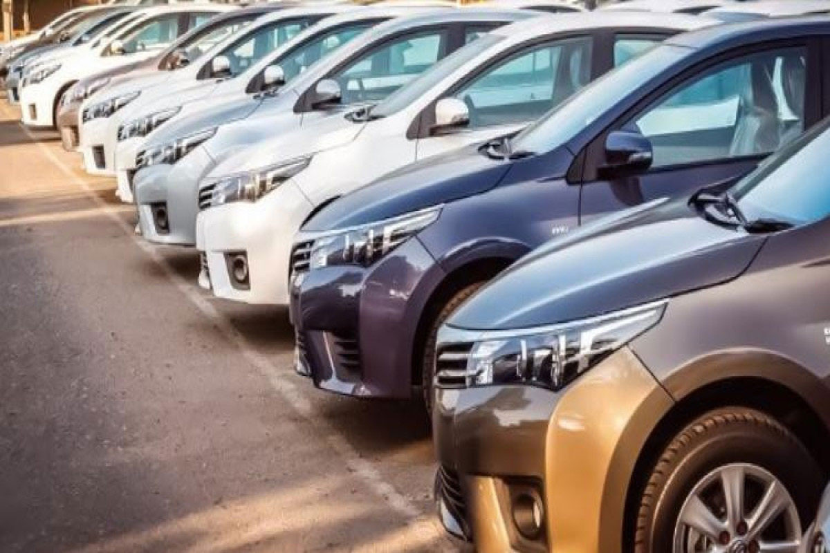 Для ввозимых в Азербайджан подержанных легковых автомобилей будет применяться новая акцизная ставка