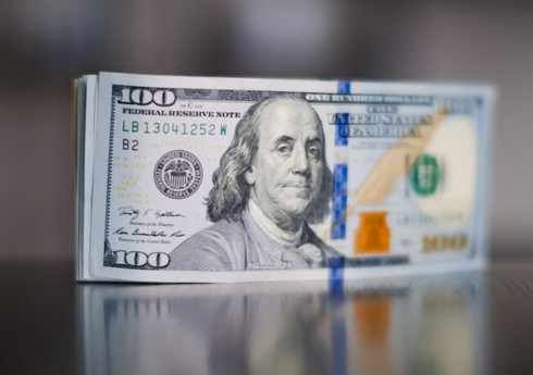 Доллар подешевел к мировым валютам на данных из США и Европы