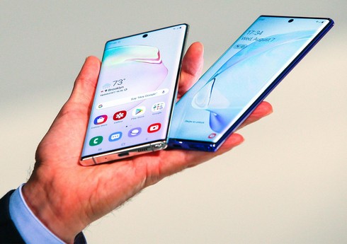 Доля Samsung на рынке мобильных устройств Азербайджана снизилась на 10%