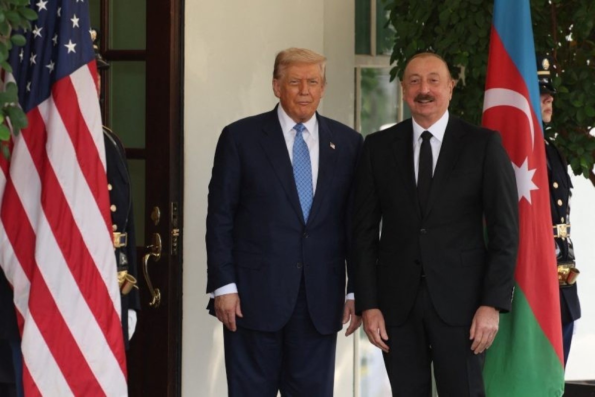 Дональд Трамп направил поздравление Президенту Ильхаму Алиеву