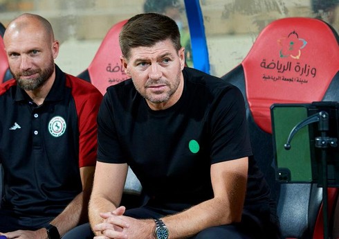 Джеррард назначает тренировки "Аль-Иттифака" так, чтобы смотреть матчи "Ливерпуля"