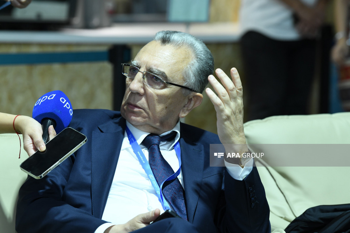 Эльдар Азизов: В Баку в аварийном состоянии находятся 1100 зданий