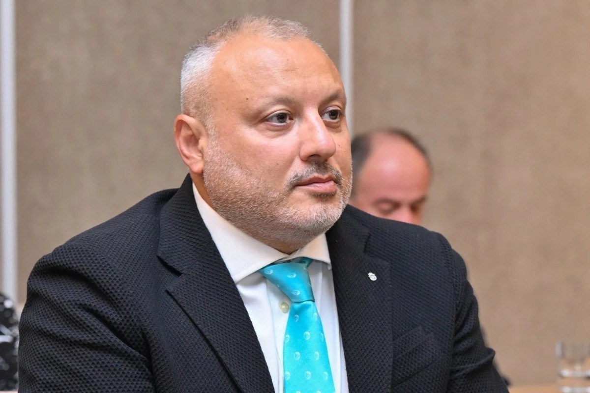 Эльхан Самедов вновь избран президентом ПФЛ