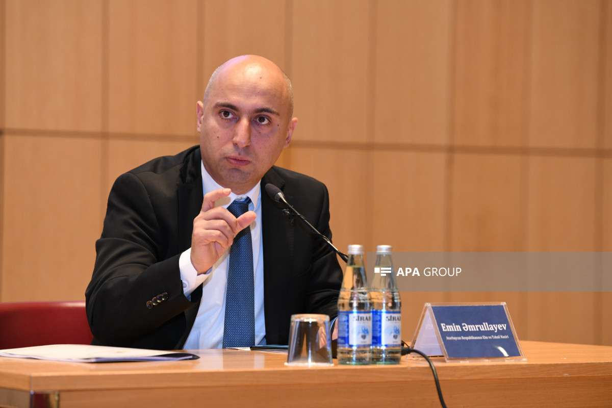 Эмин Амруллаев: Меры по рационализации охватят около 100 школ