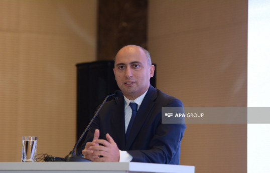 Эмин Амруллаев: На прием некоторых директоров школ попасть труднее, чем ко мне