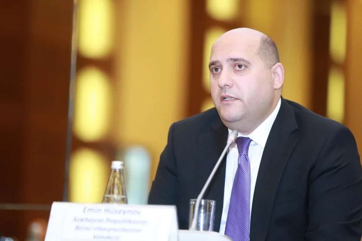 Эмин Гусейнов анонсировал запуск до конца года поездов по маршруту Баку - Агдам - Ханкенди