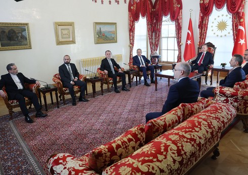 Эрдоган: Турция продолжит всестороннюю поддержку усилиям по нормализации отношений Баку и Еревана