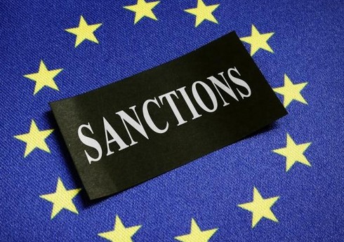 ЕС включил в санкции семь СПГ-танкеров