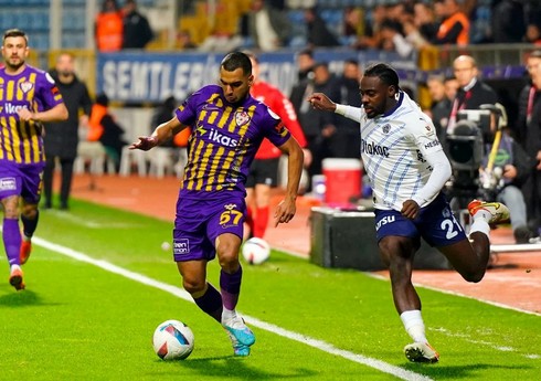 "Фенербахче" потерял очки в матче 17-го тура Суперлиги Турции по футболу